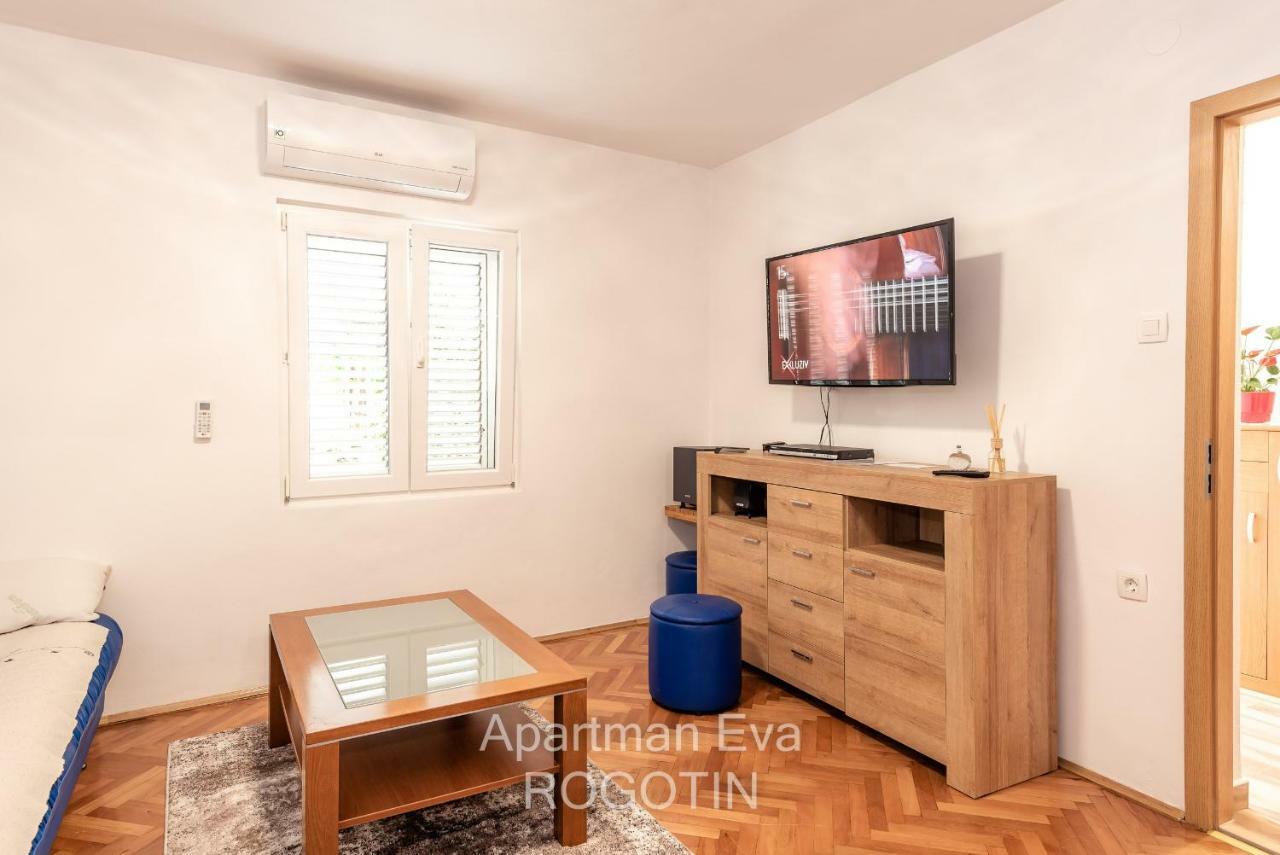 Apartman Eva Rogotin Exterior photo